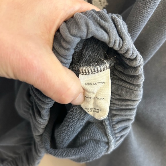 Gilded Intent by Buckle Sweatshirt Women's L Gray Tiger Cropped oversized arms - Picture 9 of 15